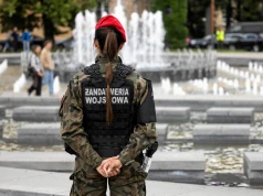 Około 245 tys. osób dostanie wezwanie. Na liście nie tylko 18-latkowie. Stawią się też kobiety