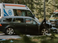 Służby ratunkowe na DW188. Na miejscu lądował śmigłowiec LPR