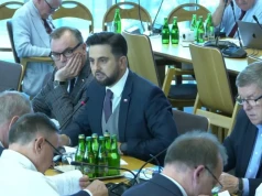 Sejmowa awantura o dopłaty do zbóż. "Nie róbmy z rolników jałmużników"