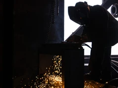Wyniki produkcji przemysłowej pozostaną solidne przez całe lato