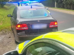 Pijany za kierownicą, bez prawa jazdy i poszukiwany. Kontrola drogowa zakończyła się zatrzymaniem 47-latka