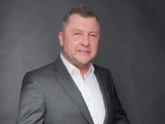 Największym wyzwaniem nie jest dostęp do danych, ale zdolność do szybkiego przełożenia ich na decyzje operacyjne