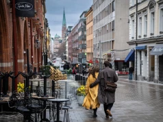 Czy damskie sandały Birkenstock New York to idealny wybór na sezon festiwalowy i miejskie wędrówki?