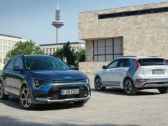 Kia Niro trafiła do salonów sprzedaży. Poznaliśmy ceny