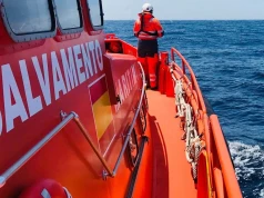 Poszukiwania łodzi z migrantami na południowy zachód od El Hierro