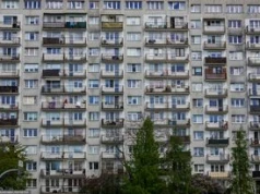 Sprzedała spadek za 100 tys. zł. Komornik zajął jej konto