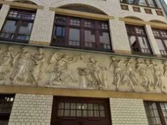 Legenda o Skamieniałych Tancerkach. Tajemnicza płaskorzeźba przy ul. Szewskiej we Wrocławiu