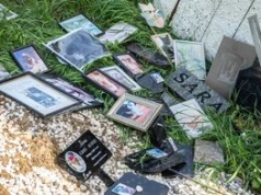 Porozrzucane tabliczki na cmentarzu dla zwierząt. Co dalej z Leszkowem?