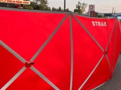 Pożar w samym centrum Rzeszowa! Audi zapaliło się pod okrągłą kładką