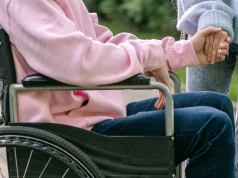 Opieka wytchnieniowa jako świadczenie ustawowe. RPD apeluje o zmianę przepisów