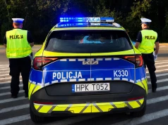 Żona “pod wpływem” przyjechała po auto nietrzeźwego męża. Wpadli podczas jednej kontroli