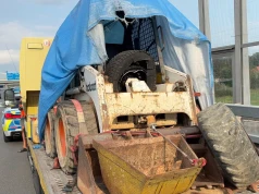 Kłótnia o wymianę lewego koła na autostradzie: nacisk osi przekroczony o 92 procent!