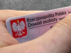 Zastrzeż PESEL przed urlopem. Opcję znajdziesz w mObywatelu