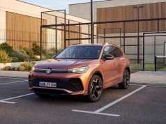 Tiguan EDITION 20 – jubileuszowa wersja z R-Line, nowym lakierem i 20 latami sukcesu na koncie