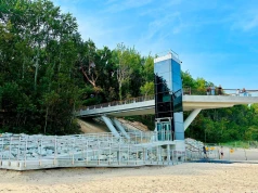 Takiego zejścia na plażę nie ma nigdzie w Polsce. Nowa atrakcja w Pobierowie