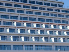Hotel Gołębiewski przyjmował gości bez zgody urzędu? Zaskakujące doniesienia w sprawie Pobierowa
