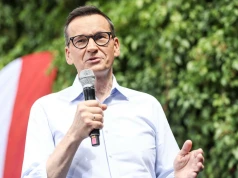Klub Morawieckiego z pierwszym przelewem od Sejmu. Wyciągnie z kasy PiS pokaźną sumę