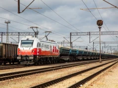 Przewozy towarowe: Czwarty z rzędu miesiąc poprawy. Półrocze na plusie