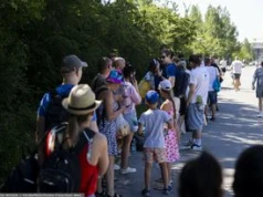 Potężne tłumy na polskim kąpielisku. "Oblężenie, stoją w upale"