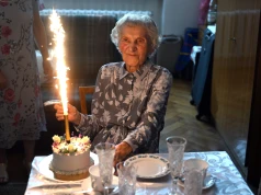100 lat pani Karoliny. Wojenne wspomnienia i wyjątkowy jubileusz w gronie przyjaciół (ZDJĘCIA)