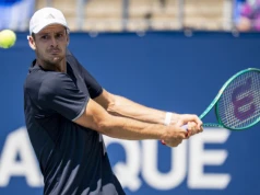 Hubert Hurkacz gra dalej! Potrzebny był tie-break