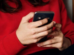 Spójrz na swój telefon. Mieszkańcy Krakowa dostali ważny SMS z ostrzeżeniem