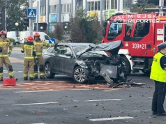 Groźne zderzenie na Mokotowie. Dwie osoby trafiły do szpitala