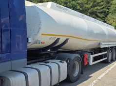 Niebezpieczny przewóz na A4 w Mysłowicach. Pęknięty spaw i usterki w cysternie z paliwem