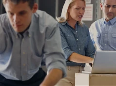 Spójna komunikacja po zakupie i oferta dla biznesu – jak okiełznać chaos w e-commerce?