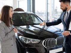 Programy certyfikowanych aut używanych premium – realna wartość, dodatkowa ochrona czy sprytny marketing?