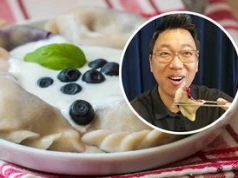Koreańczyk spróbował uwielbianych w Polsce pierogów. Reakcja mówi sama za siebie