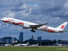 Warszawa. Boeing B777-300ER Air China do końca sezonu letniego