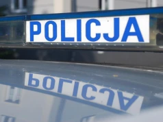 Prawie 2 promile, brak prawa jazdy i pościg. Beztroski rajd 59-latka