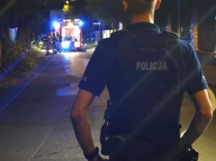 Pożar pod Warszawą. Na miejscu liczne zastępy straży, pogotowie, burmistrz miasta
