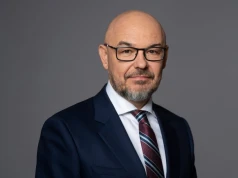NFZ chce skończyć z „zabiegami walizkowymi”. Nowe zasady od 1 października