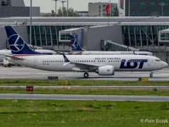 LOT. Ostatni MAX (SP-LYM) już na Lotnisku Chopina