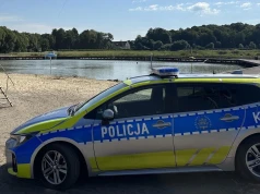 Ponad 5 promili na kąpielisku. Ratownik wyciągnął z wody tonącą kobietę