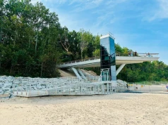 Nowa konstrukcja nad polskim morzem. Takiego zejścia na plażę jeszcze nie było