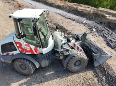 Strabag przetestował elektryczne maszyny budowlane. Przydał się lokalny magazyn energii, sprzęt droższy, eksploatacja tańsza