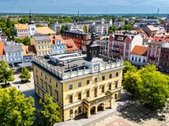 Zerwą beton i posadzą drzewa w centrum. To początek wielkiej rewitalizacji rynku