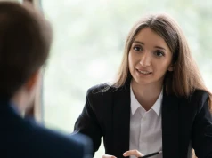 Tych 5 zdań absolutnie nie mów na rozmowie o pracę. Rekruter skreśli cię bez zawahania