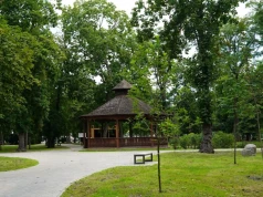 Warto tu zajrzeć. Park Moniuszki czeka na spacerowiczów
