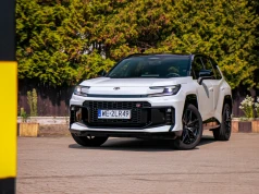 Test Toyota RAV4 AWD-i GR Sport (2026). Udana ewolucja o krok od rewolucji