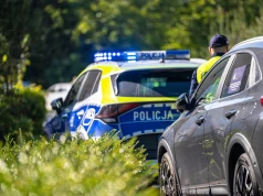 Nastolatek z ranami kłutymi przy ulicy Kolejowej w Goleniowie. Policja prowadzi czynności