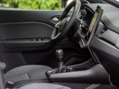 Nowy Renault Symbioz 120 KM LPG – czy występują problemy z multimediami?
