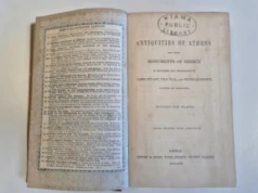 Znaleziona w kominku książka zwrócona po 150 latach do biblioteki w Australii