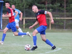 Polonia zaczęła z przytupem! Pogrom na inaugurację V ligi. Hat-trick Kamińskiego