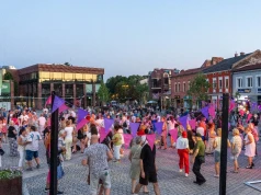 Potańcówka pod gołym niebem. Jawor Dance na rynku