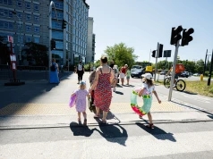Nie strażak ani pilot. Polacy wskazali wymarzone zawody dla swoich dzieci