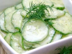 Mizeria po niemiecku to mój ulubiony dodatek do letniego obiadu. Każdy prosi o przepis